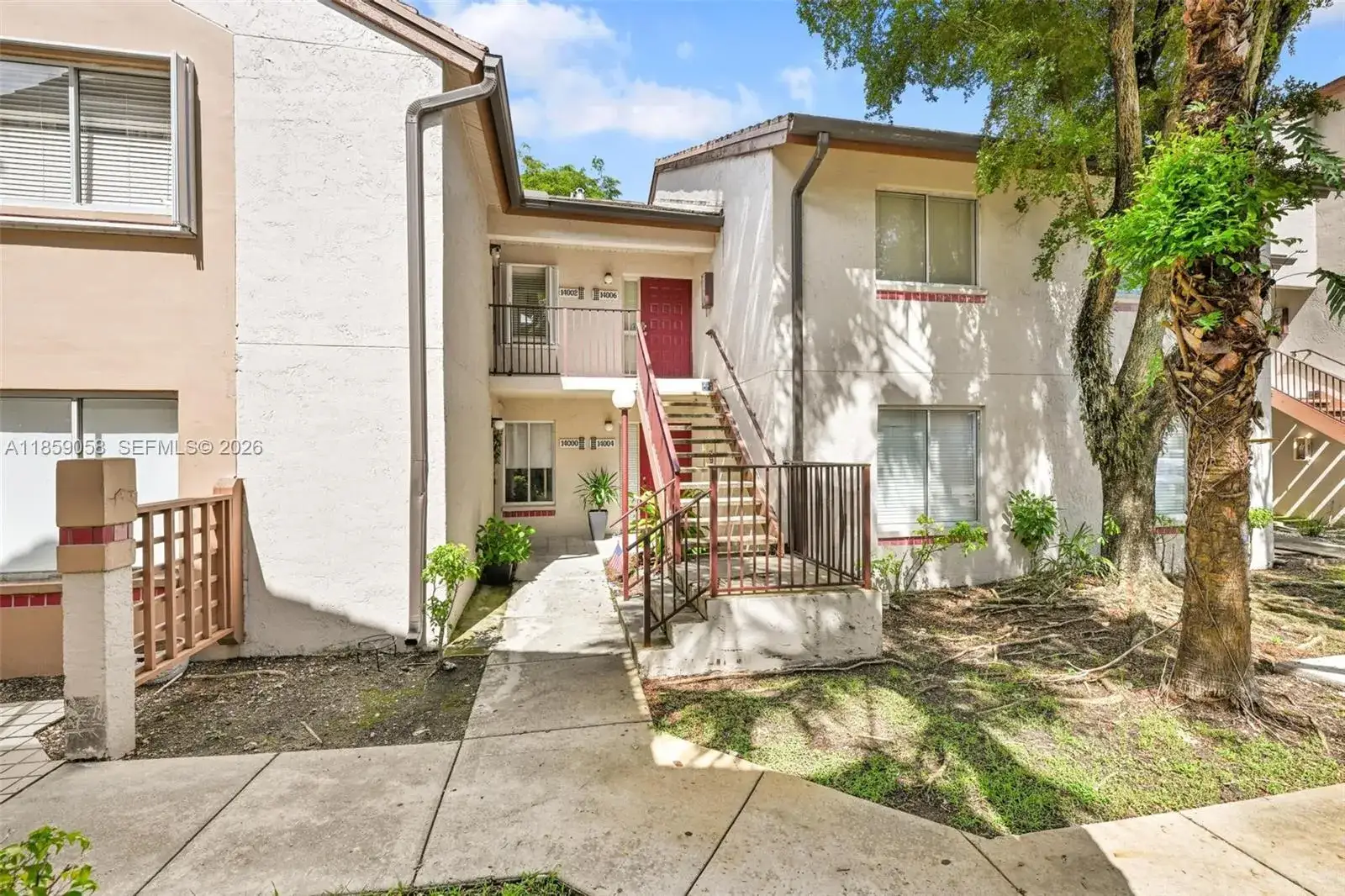 1 bedroom 1 bath Residential for sale at 14006 SW 91st Ter # 14006, Miami FL 33186