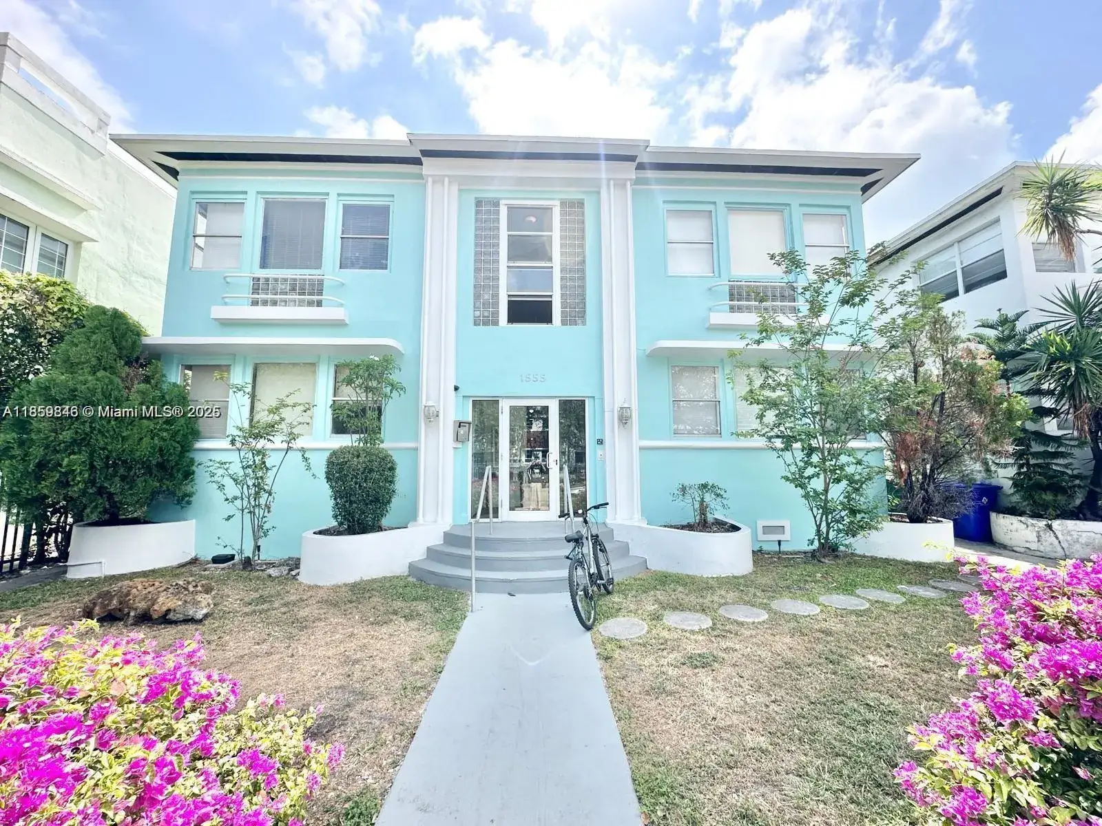 1 bedroom 1 bath Residential Lease for rent at 1555 Pennsylvania # 107, Miami Beach FL 33139