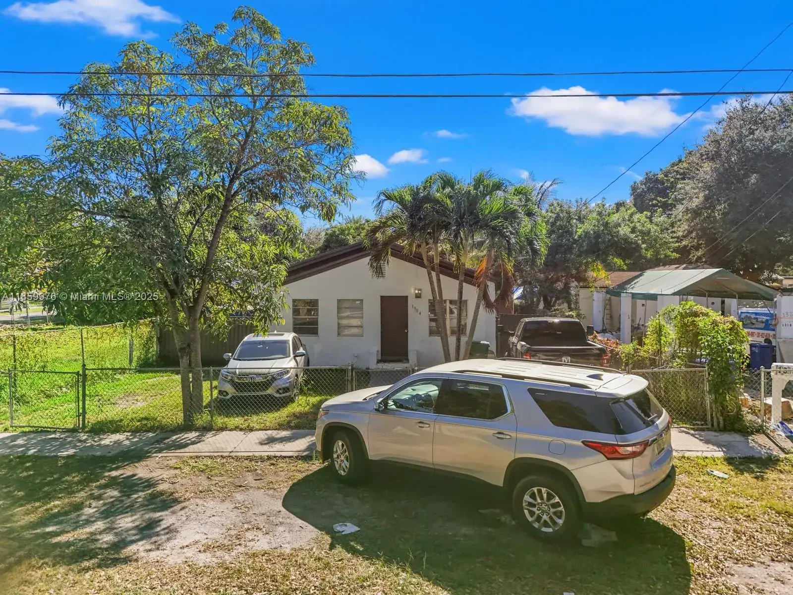 2 bedroom 1 bath Residential for sale at 1304 NW 43rd St, Miami FL 33142
