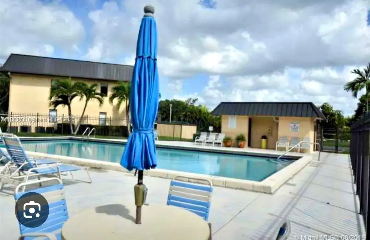 2 bedroom 2 bath Residential for sale at 9317 NW 1st Ct # 105, Pembroke Pines FL 33024