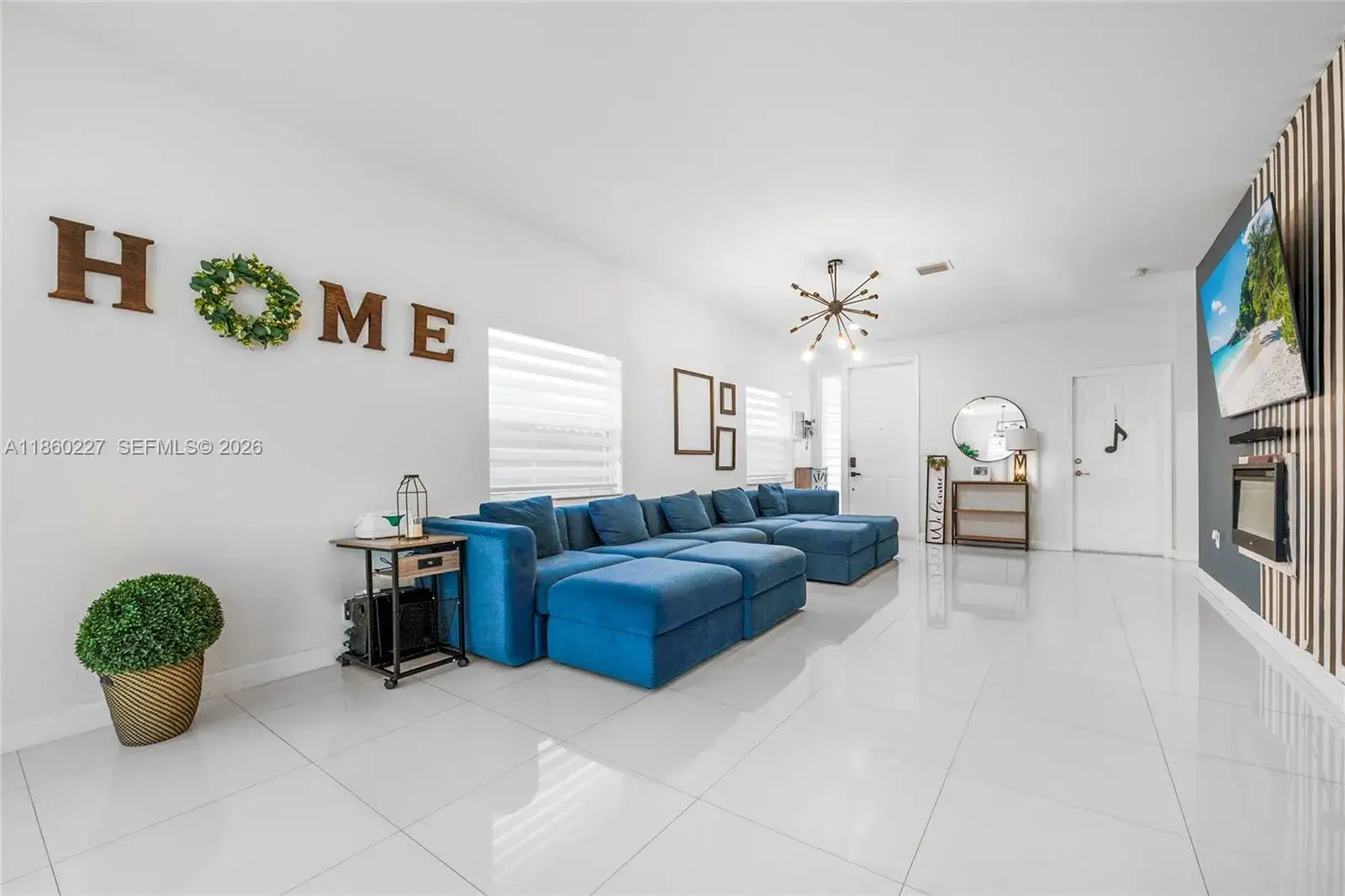 5 bedroom 3 bath Residential for sale at 277 SE 31st Ave, Homestead FL 33033
