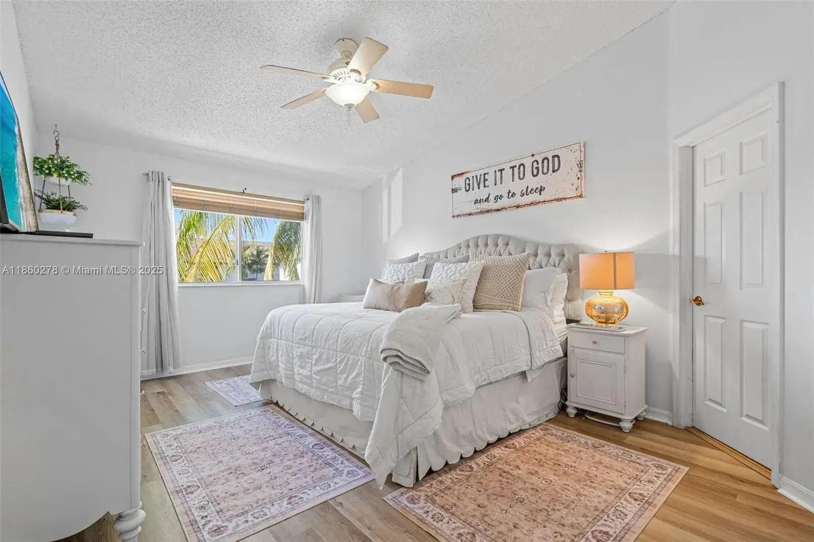 3 bedroom 2 bath Residential for sale at 2223 SE 23rd Rd # 2223, Homestead FL 33035