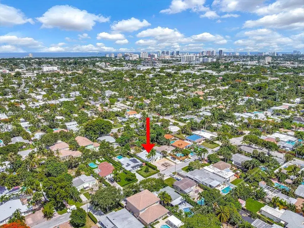 4 bedroom 3 bath Residential Lease for rent at 1616 NE 16th Ave # 0, Fort Lauderdale FL 33305