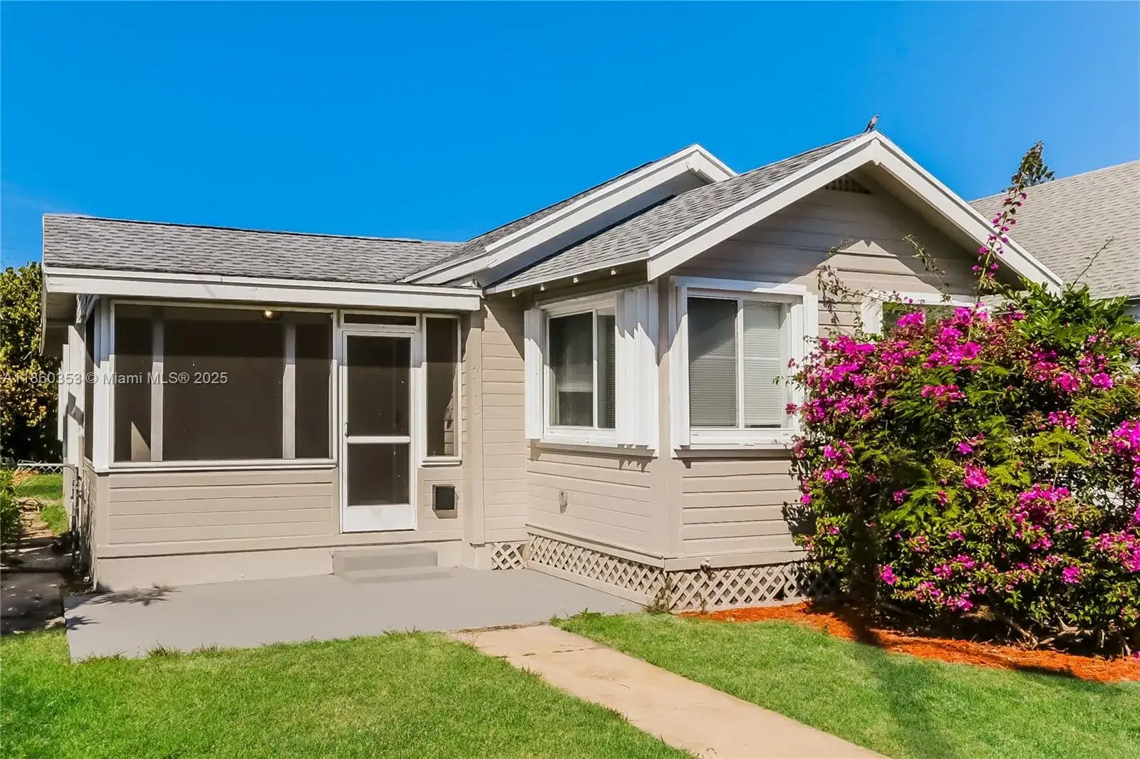 2 bedroom 2 bath Residential Lease for rent at 713 S N St, Lake Worth FL 33460