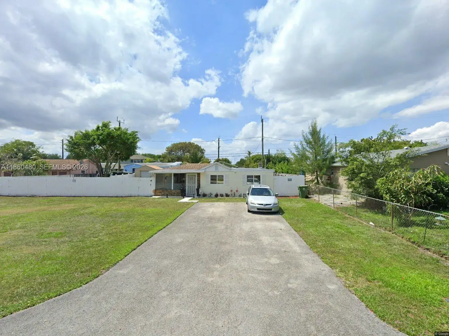 2 bedroom 1 bath Residential for sale at 3781 Riedel Ave, Palm Springs FL 33461