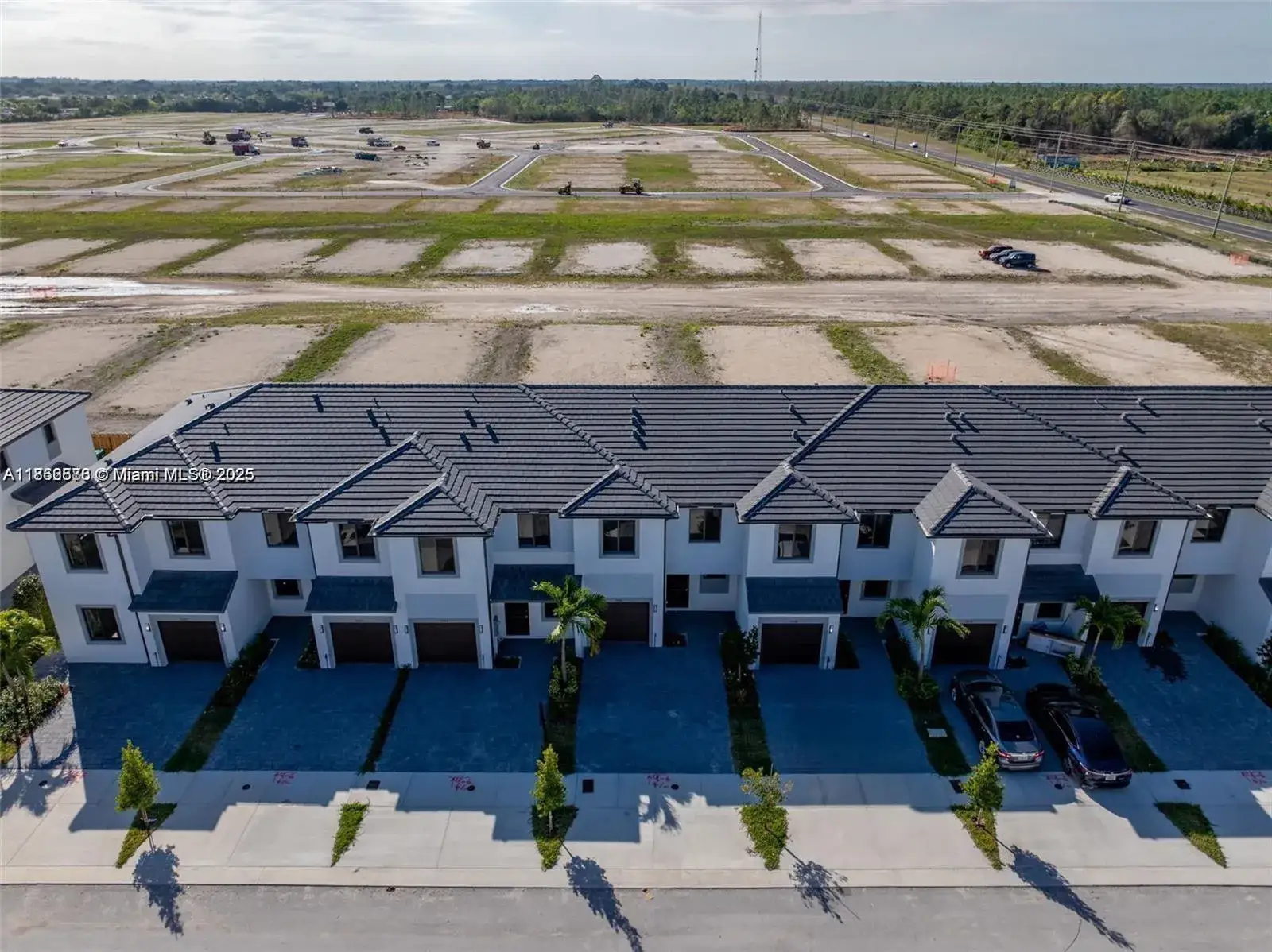 3 bedroom 3 bath Residential for sale at 18970 SW 345th Ter, Homestead FL 33034