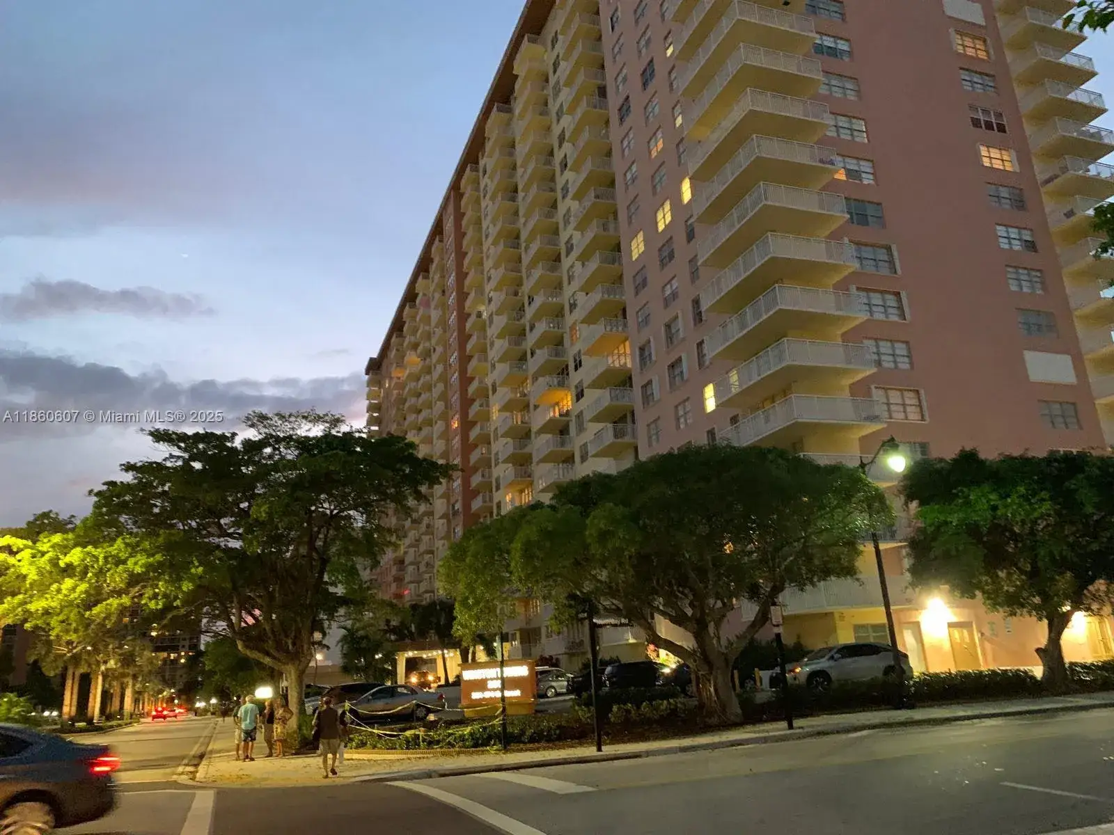 3 bedroom 3 bath Residential Lease for rent at 251 174th St # 1904, Sunny Isles Beach FL 33160