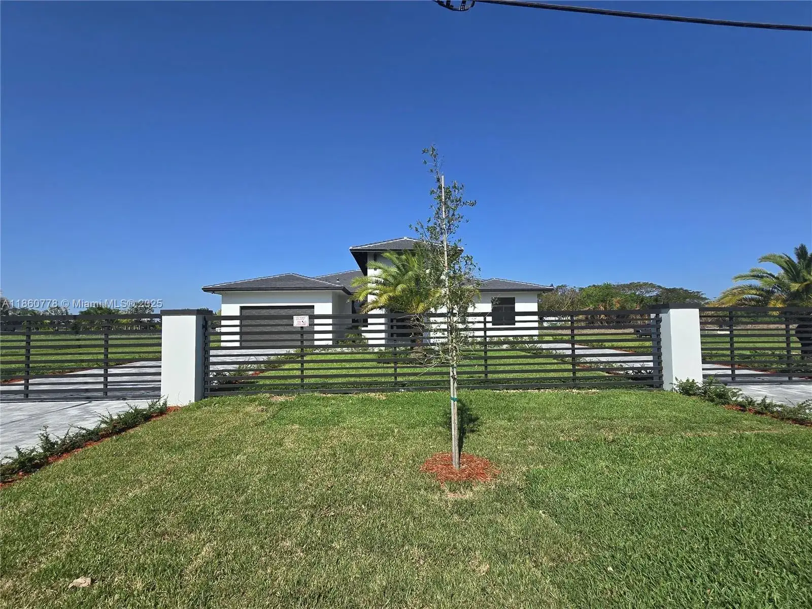 5 bedroom 4 bath Residential for sale at 23840 SW 209th Pl, Homestead FL 33031