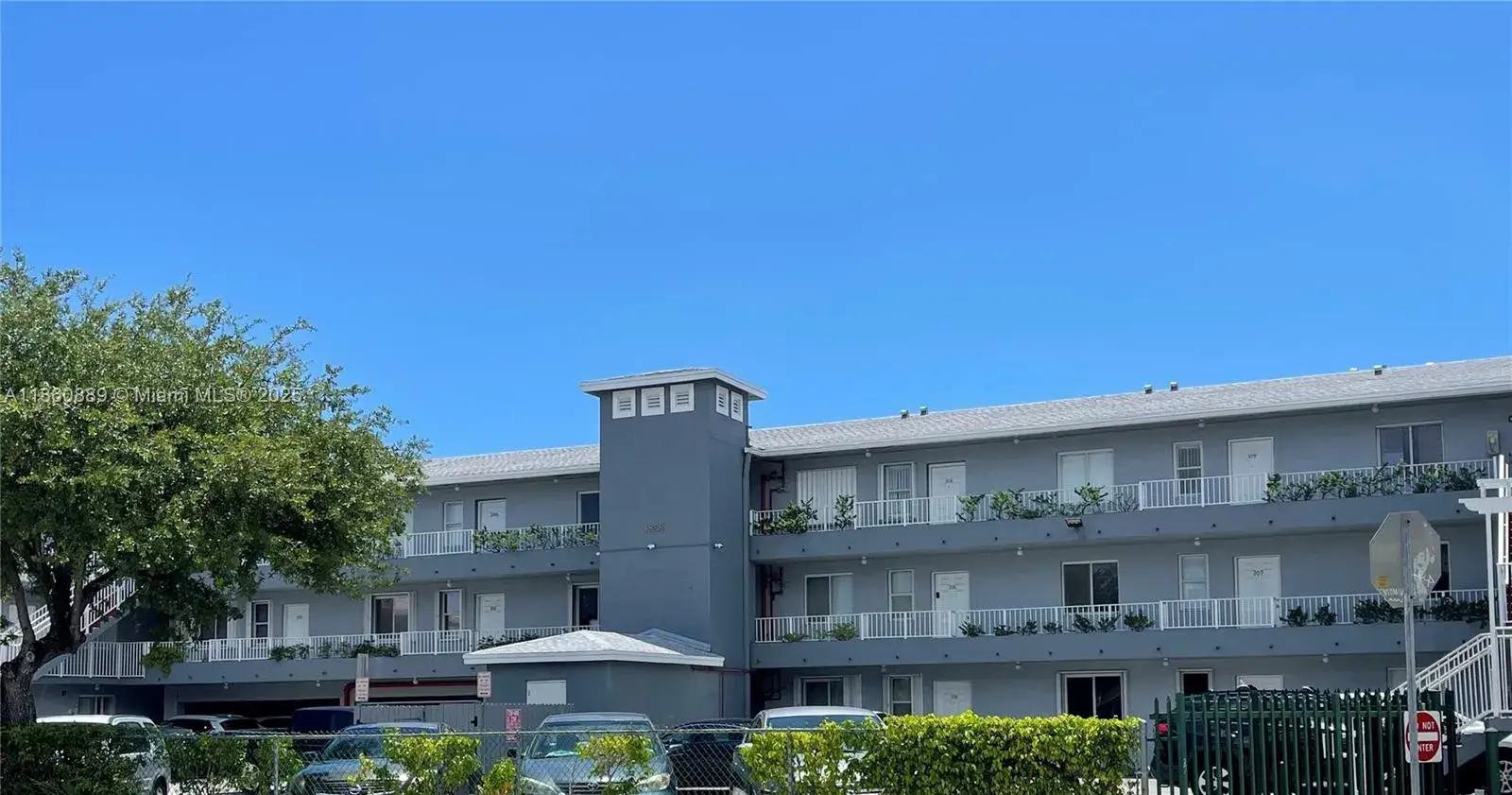 2 bedroom 1 bath Residential Lease for rent at 1852 SW 7th St # 203, Miami FL 33135