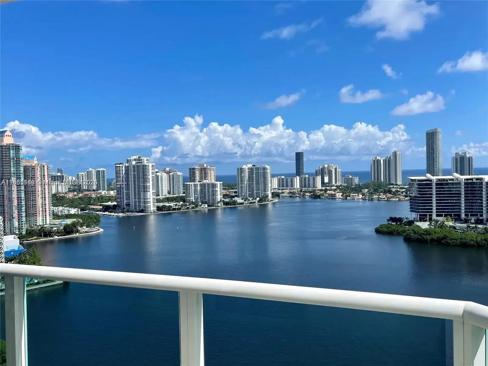 3 bedroom 3 bath Residential for sale at 3301 NE 183rd St # 2509, Aventura FL 33160