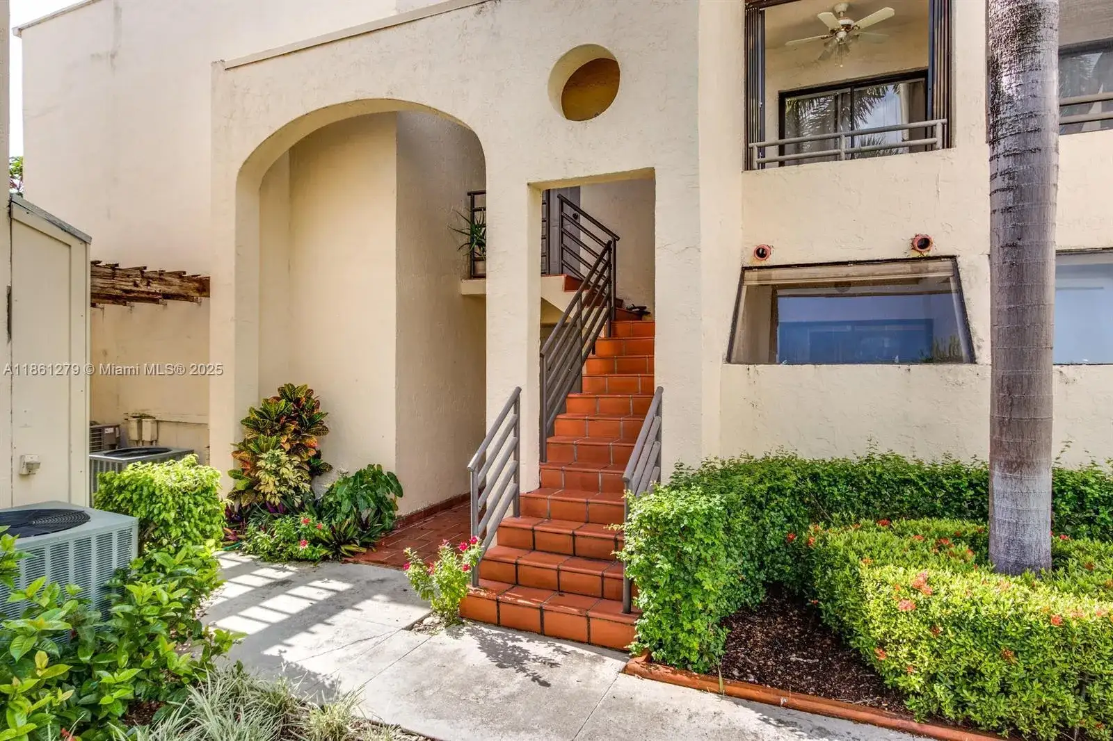 2 bedroom 2 bath Residential for sale at 3558 Magellan Cir # 132, Aventura FL 33180