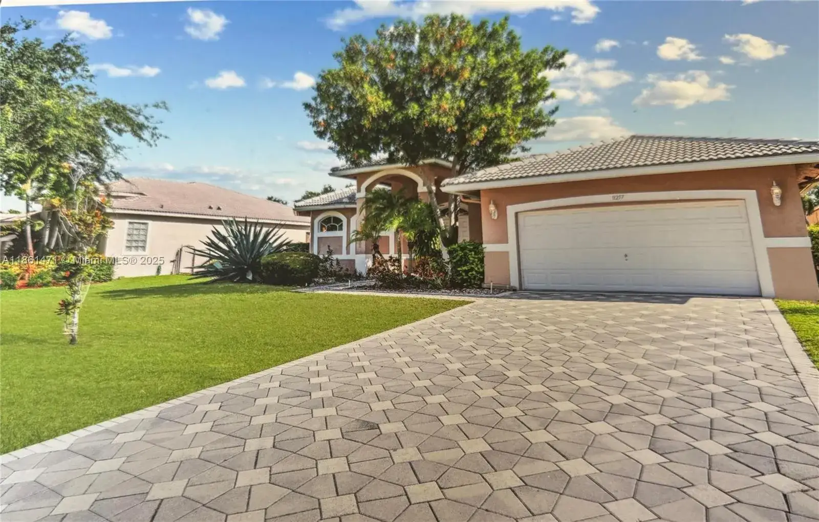 4 bedroom 2 bath Residential for sale at 11257 NW 51st St, Coral Springs FL 33076