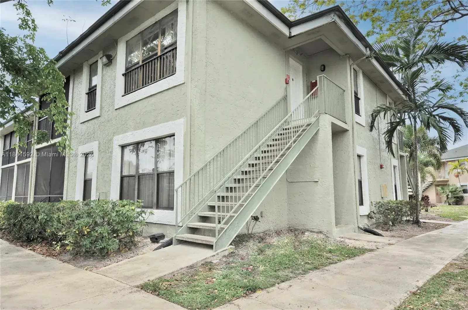 2 bedroom 1 bath Residential for sale at 3971 NW 87th Ave # 3971, Sunrise FL 33351