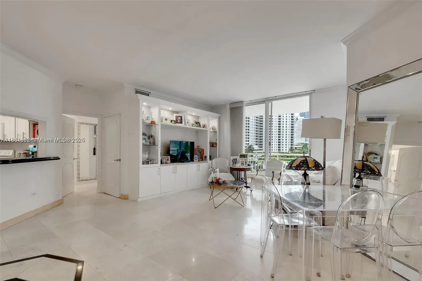 2 bedroom 2 bath Residential for sale at 888 Brickell Key Dr # 500, Miami FL 33131