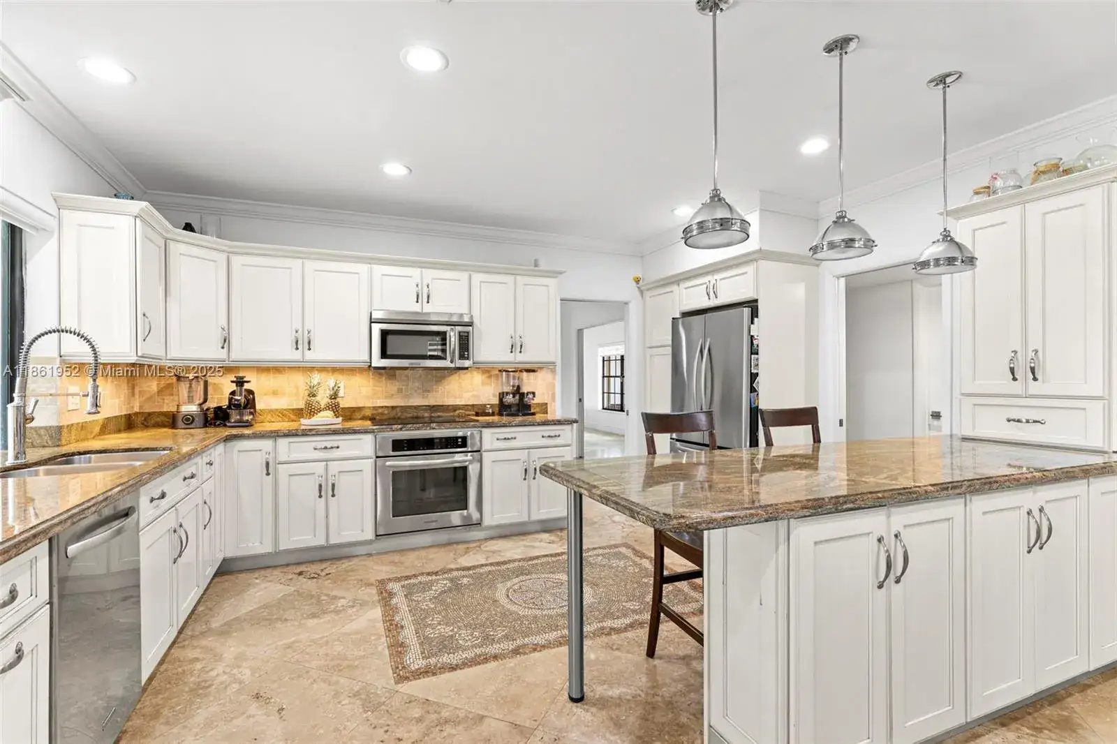 4 bedroom 4 bath Residential for sale at 19265 E Saint Andrews Dr, Hialeah FL 33015