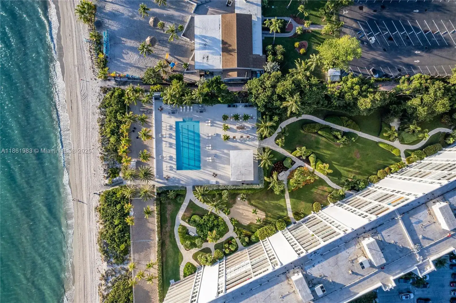 3 bedroom 2 bath Residential Lease for rent at 615 E Ocean Dr # 6A, Key Biscayne FL 33149