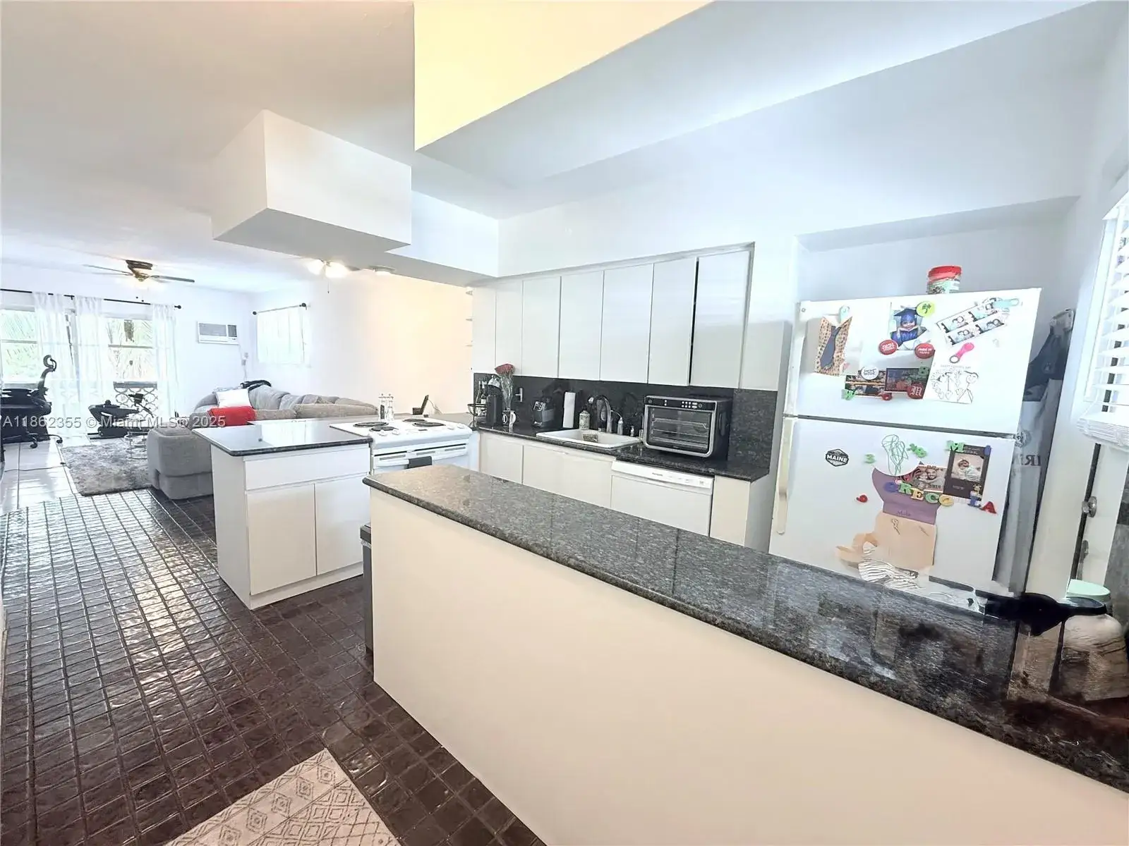 2 bedroom 2 bath Residential for sale at 6580 Santona St # A31, Coral Gables FL 33146