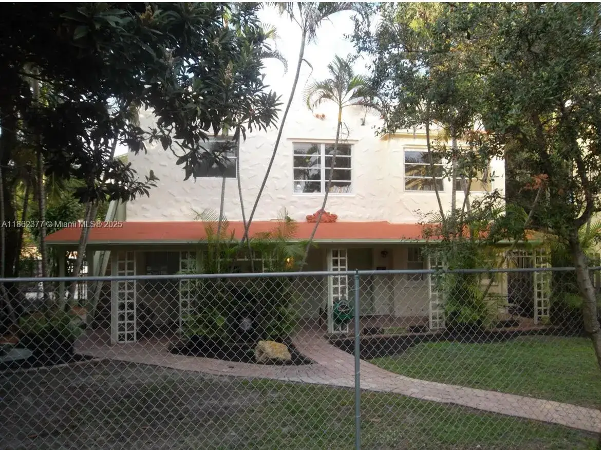 1 bedroom 1 bath Residential Lease for rent at 1309 SE 1st St # 1, Fort Lauderdale FL 33301