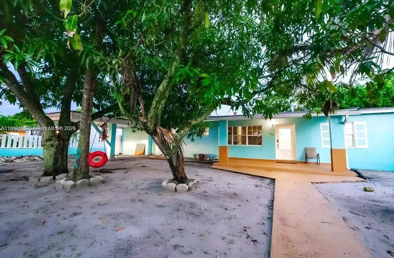 3 bedroom 2 bath Residential Lease for rent at 15735 NW 28TH, Miami Gardens FL 33054