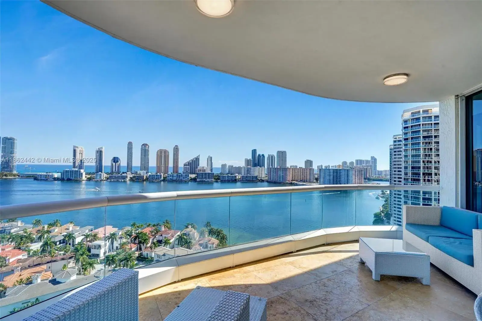 3 bedroom 2 bath Residential for sale at 6000 Island Blvd # 2204, Aventura FL 33160