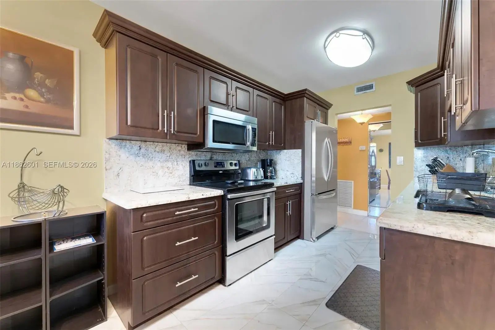2 bedroom 2 bath Residential for sale at 3800 Hillcrest Dr # 412, Hollywood FL 33021