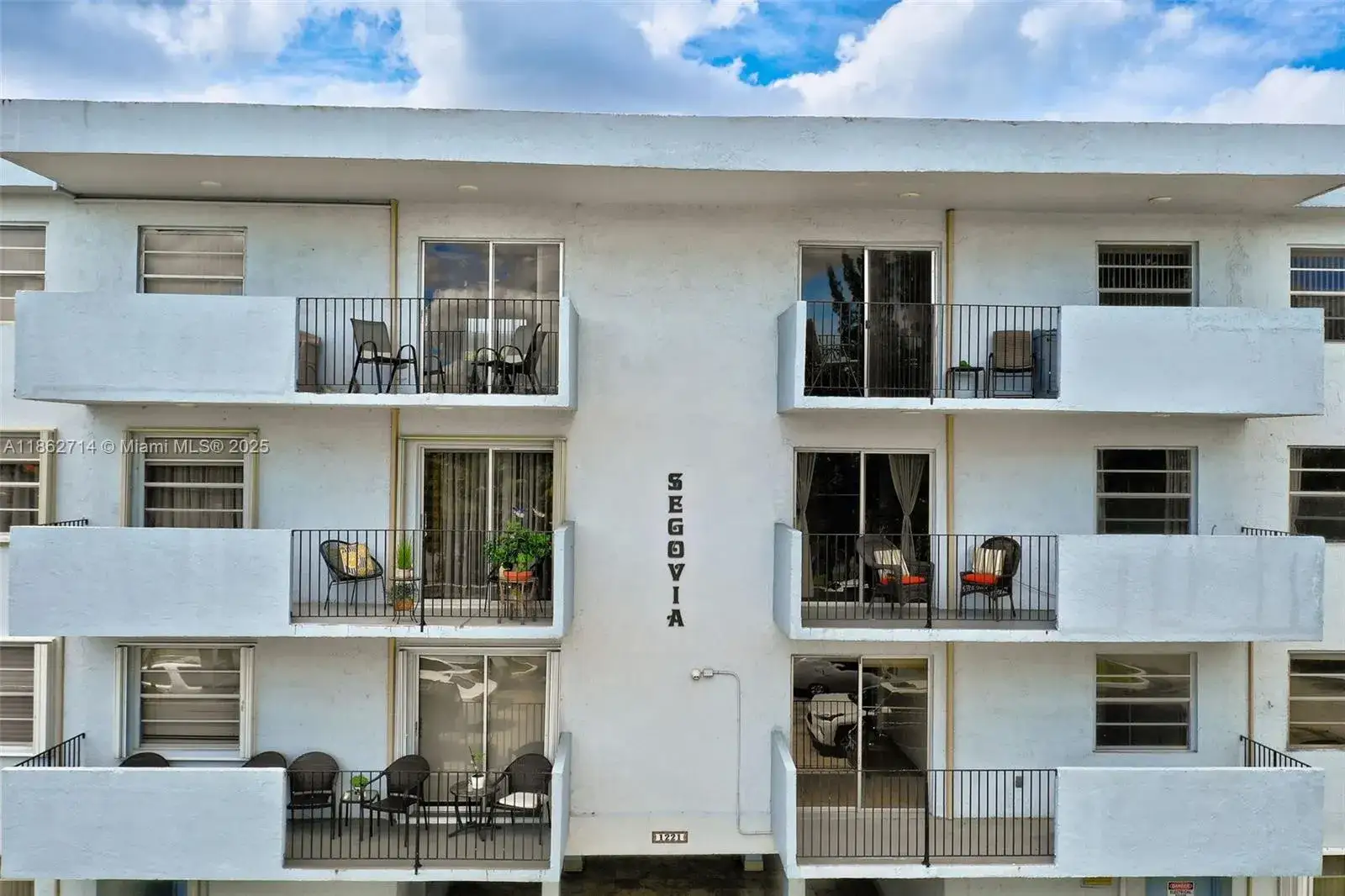 2 bedroom 2 bath Residential for sale at 1221 SW 122nd Ave # 215, Miami FL 33184