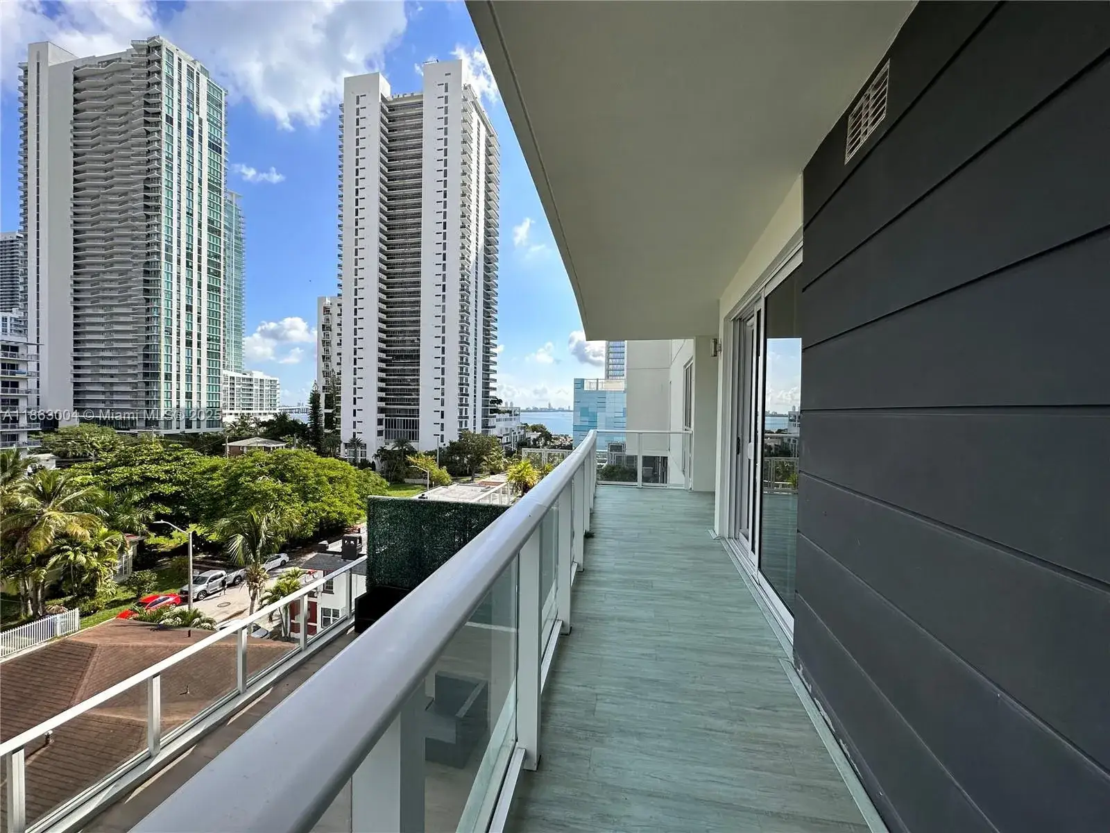 2 bedroom 2 bath Residential for sale at 321 NE 26th St # 601, Miami FL 33137