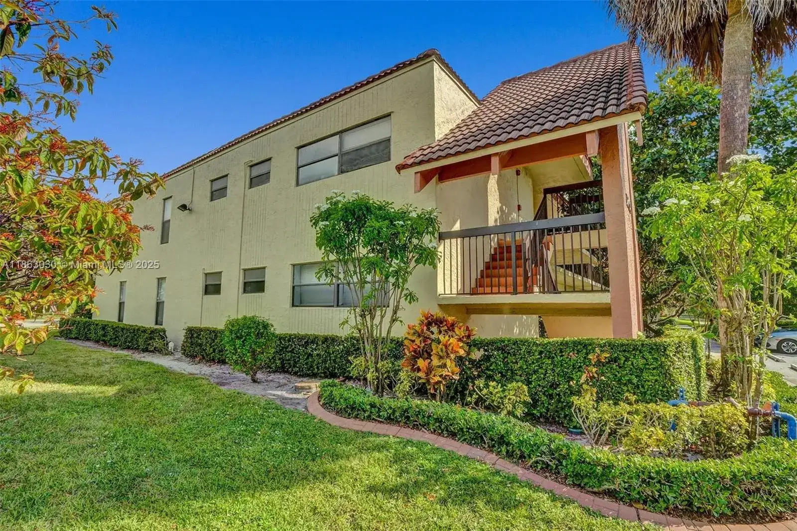 2 bedroom 2 bath Residential for sale at 1786 Hammock Blvd # 218, Coconut Creek FL 33063