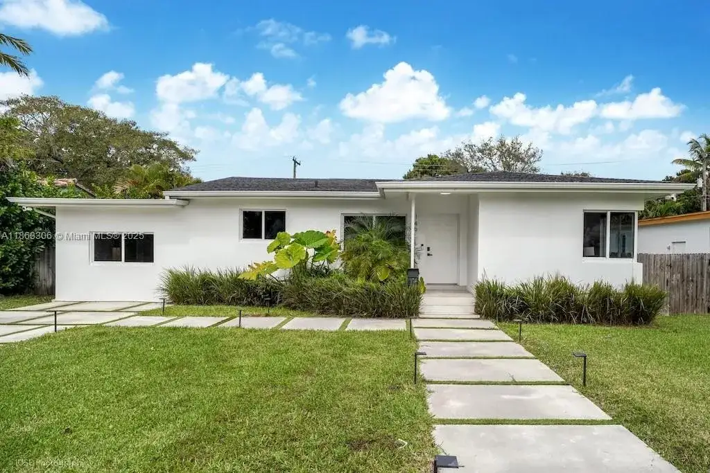 3 bedroom 2 bath Residential for sale at 149 NW 89th St, El Portal FL 33150