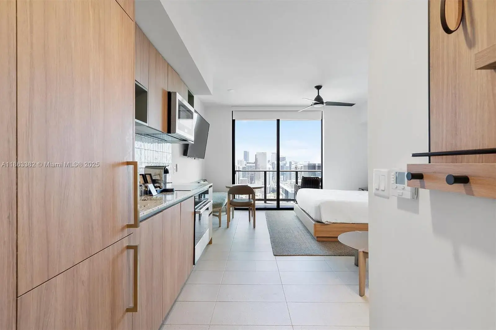 1 bath Residential for sale at 601 NE 1 Ave # 3806, Miami FL 33132