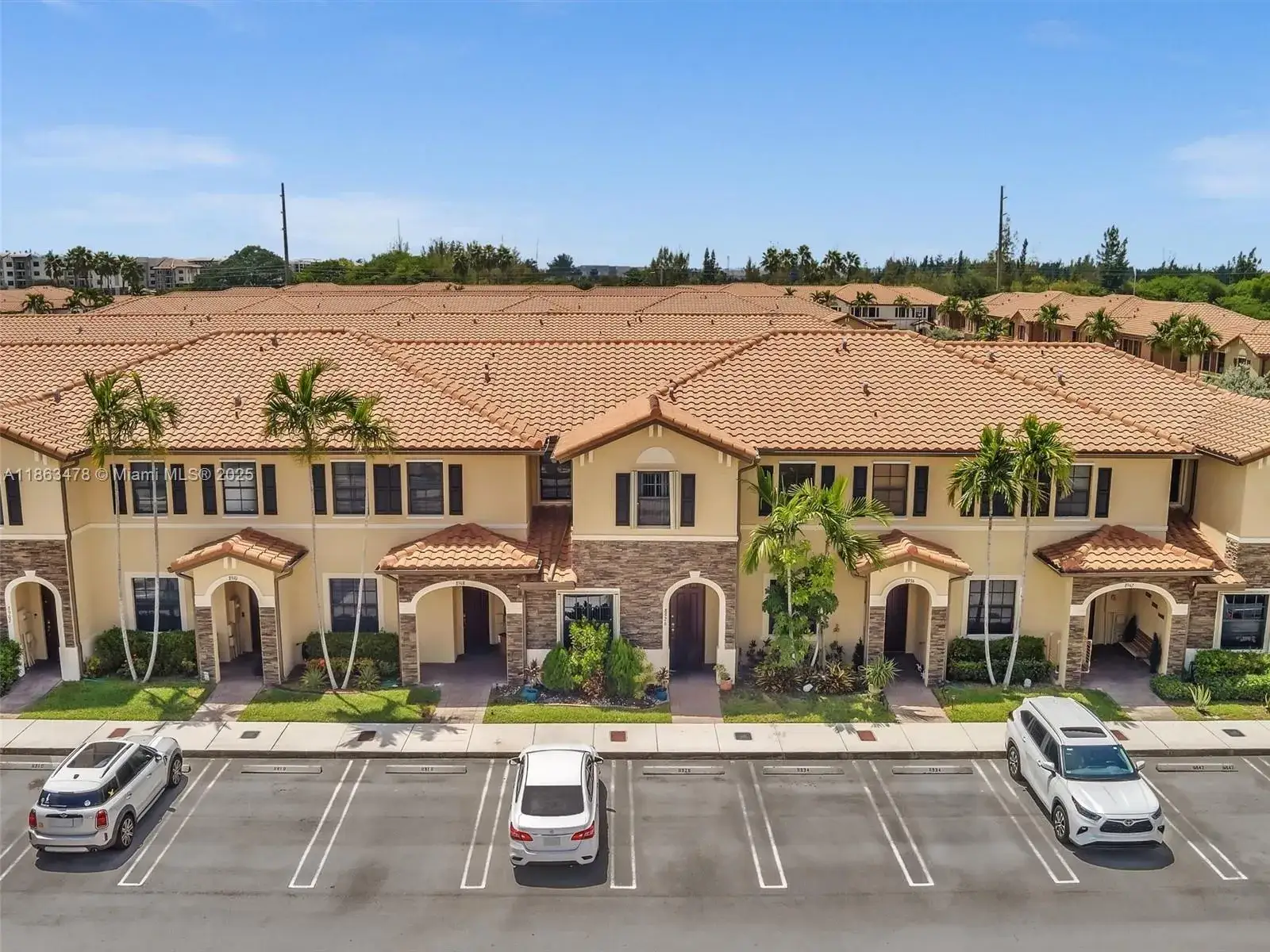 3 bedroom 2 bath Residential for sale at 8926 W 35th Ct, Hialeah FL 33018