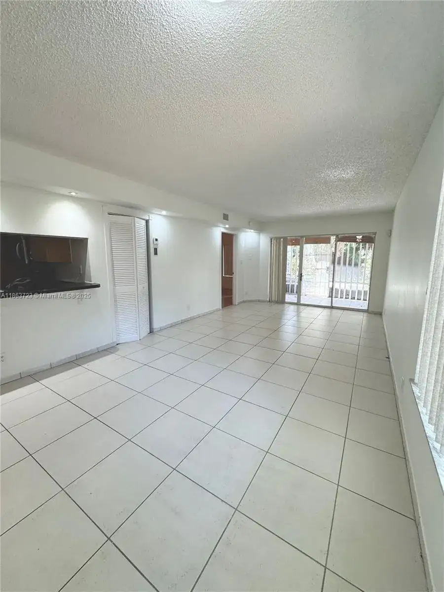 2 bedroom 2 bath Residential Lease for rent at 9500 SW 140th Ct # 9500, Miami FL 33186