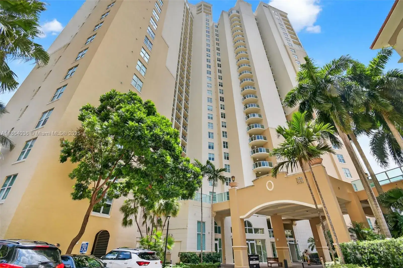 3 bedroom 3 bath Residential for sale at 3330 NE 190th St # 1611, Aventura FL 33180