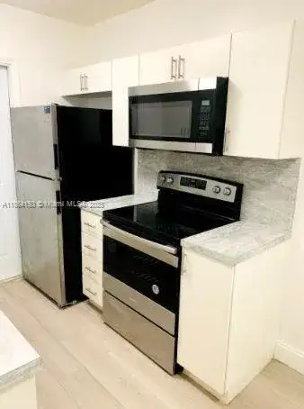1 bedroom 1 bath Residential Lease for rent at 738 NE 86th St # 5, Miami FL 33138