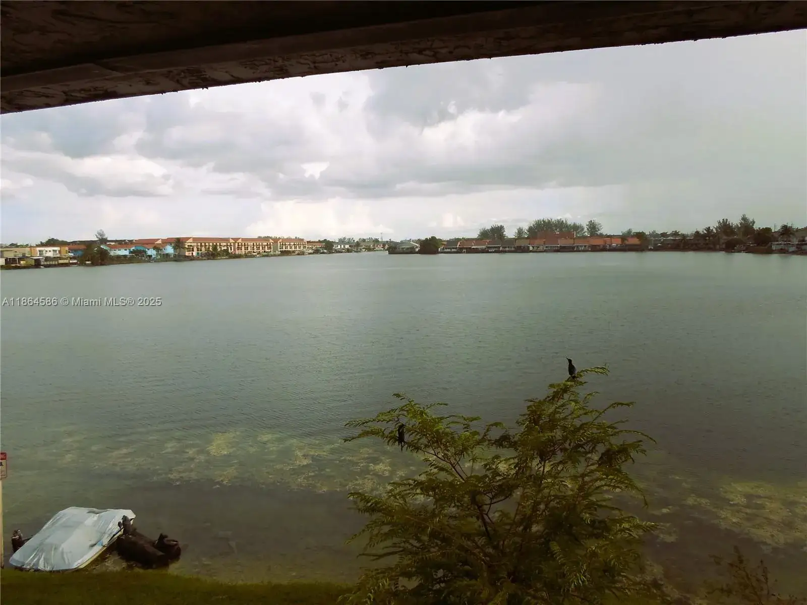 2 bedroom 1 bath Residential for sale at 2750 W 60th St # 59, Hialeah FL 33016