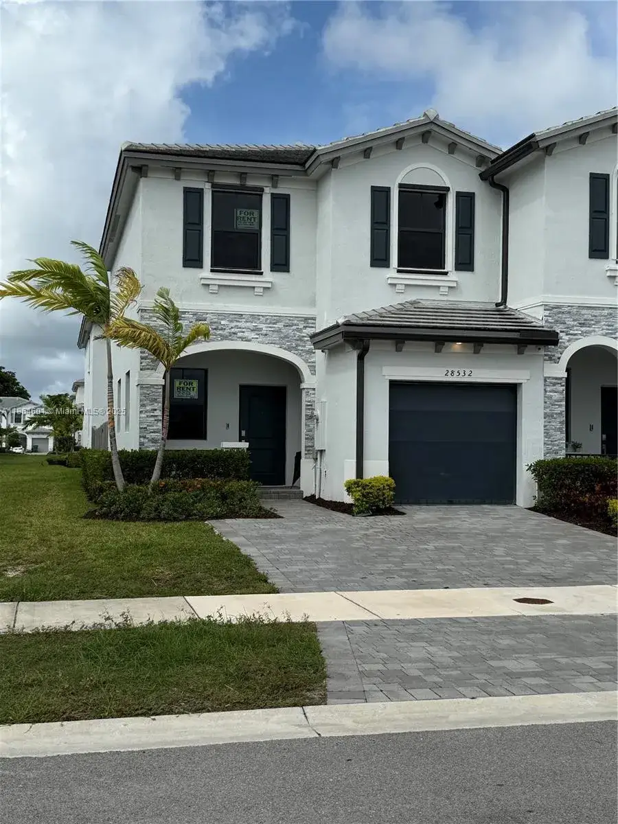 3 bedroom 2 bath Residential Lease for rent at 28532 SW 133rd Path, Homestead FL 33033