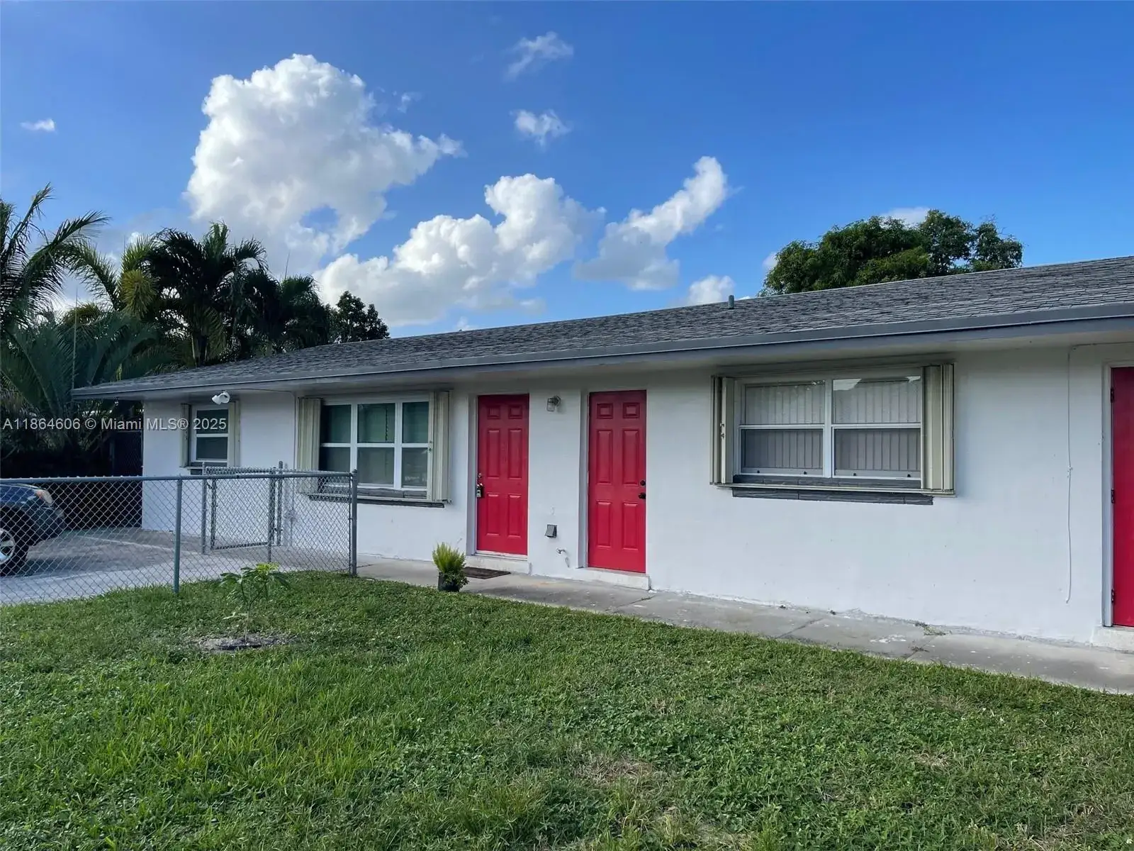2 bedroom 1 bath Residential Lease for rent at 5803 Garfield St # 5803, Hollywood FL 33021
