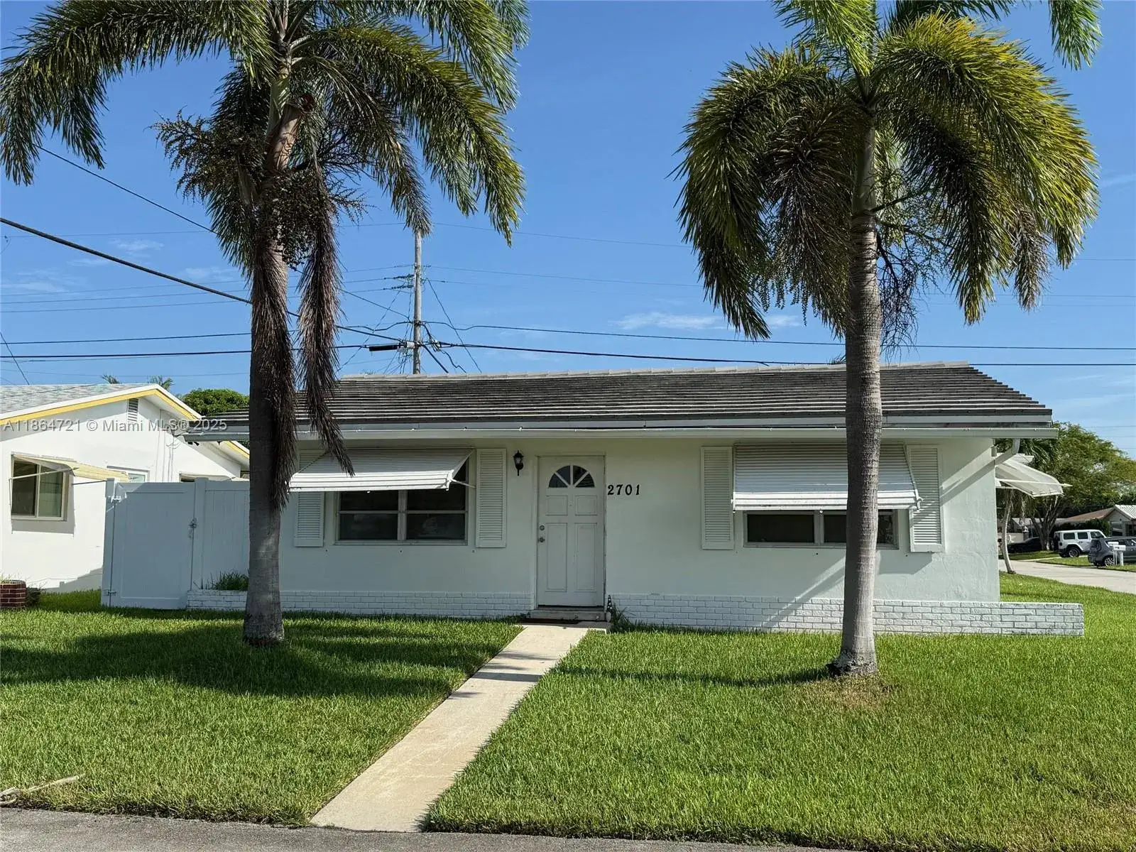 2 bedroom 1 bath Residential for sale at 2701 NW 52nd Ct, Tamarac FL 33309