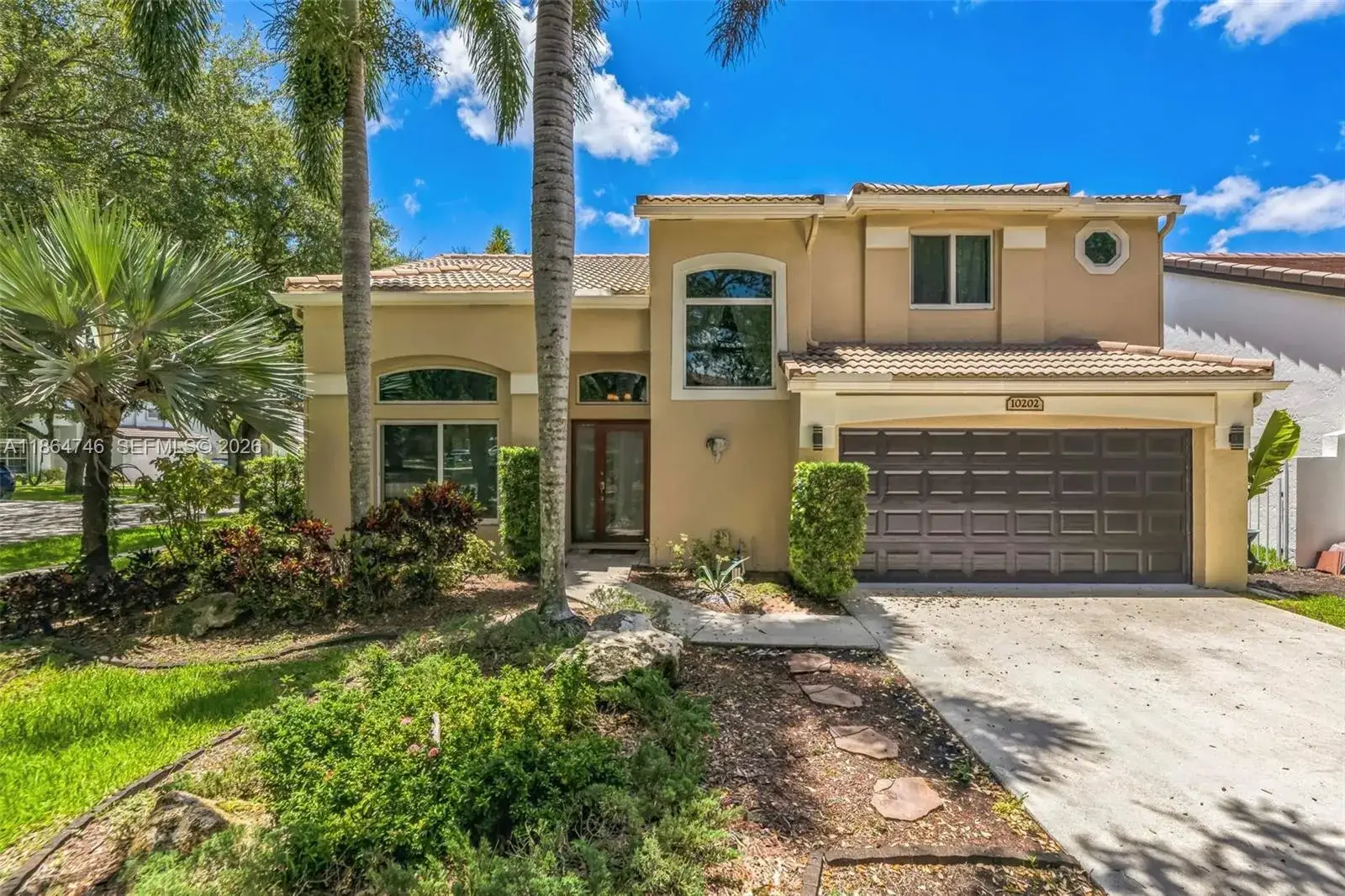 3 bedroom 2 bath Residential for sale at 10202 Caracas St, Cooper City FL 33026