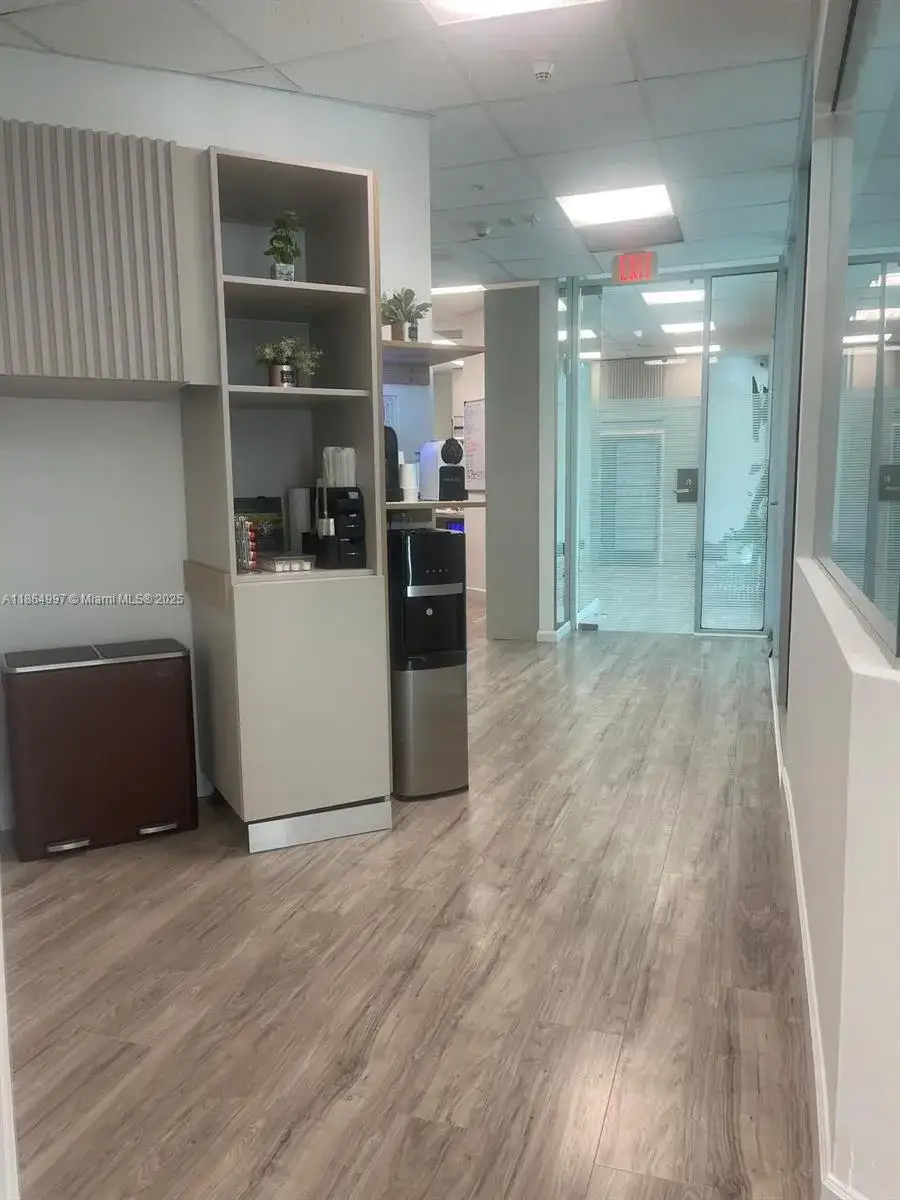 Commercial Sale for sale at 1900 N Bayshore Dr # 1A, Miami FL 33132