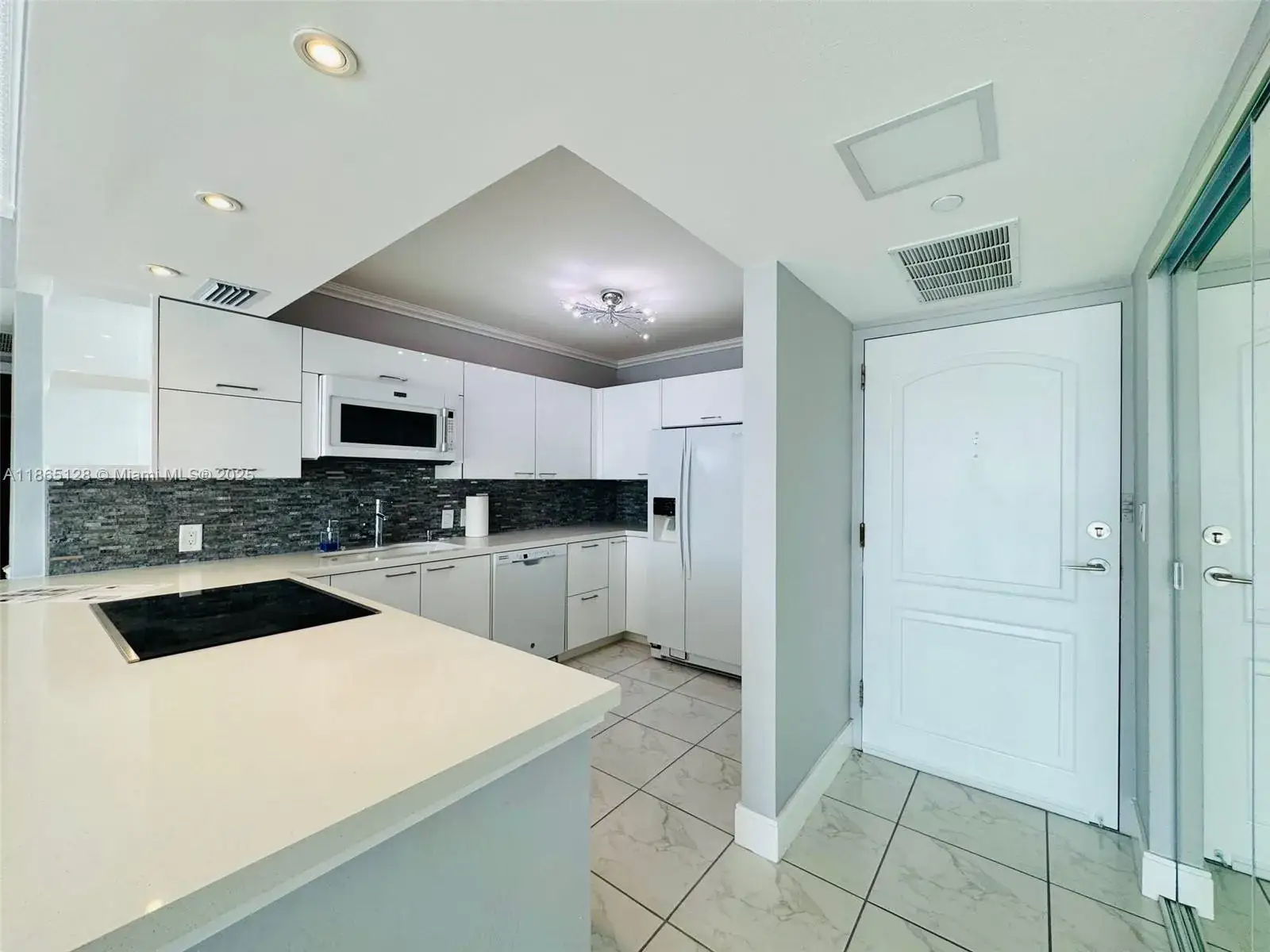2 bedroom 2 bath Residential for sale at 3625 N Country Club Dr # 2009, Aventura FL 33180