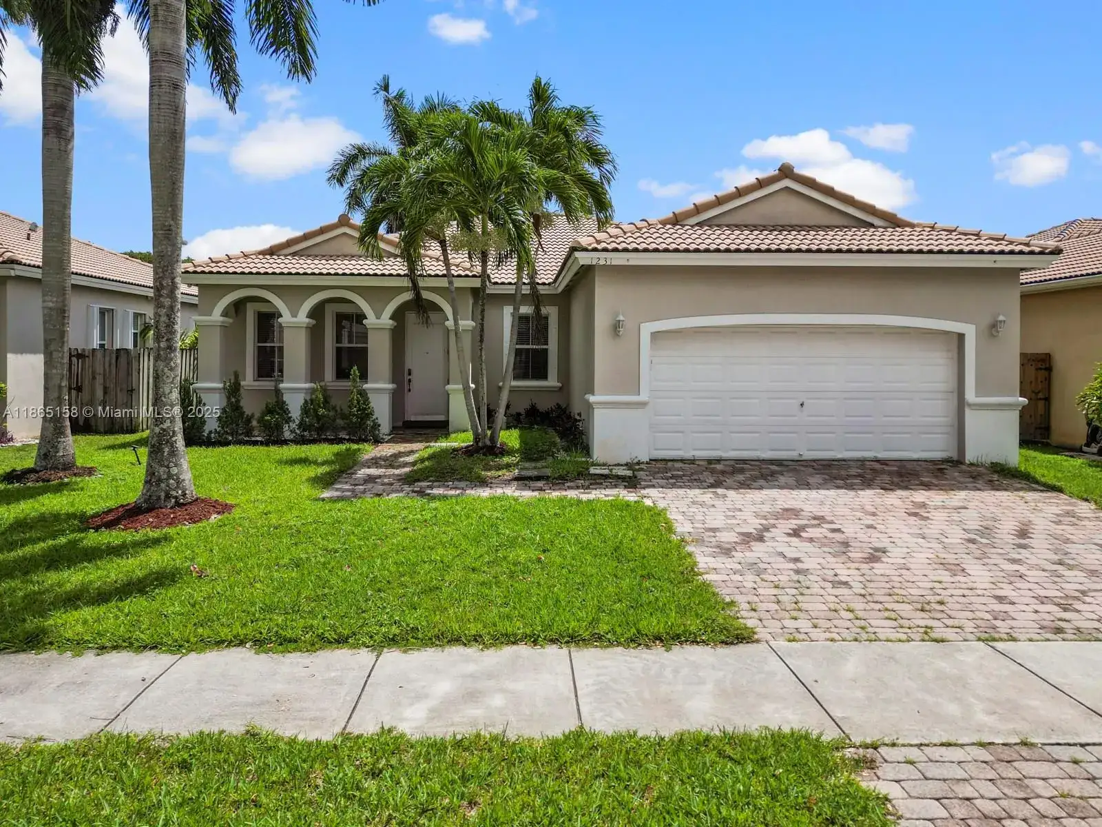 3 bedroom 2 bath Residential for sale at 1231 SE 16th Ave, Homestead FL 33035