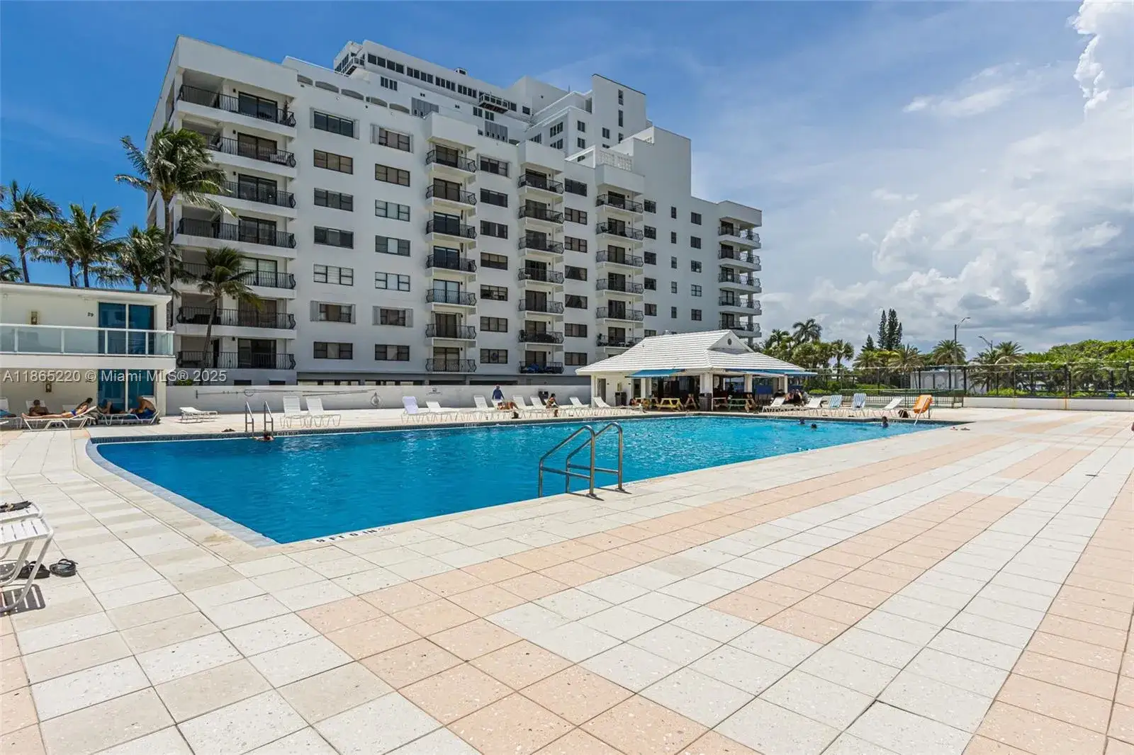 2 bedroom 2 bath Residential for sale at 5445 Collins Ave # P2, Miami Beach FL 33140