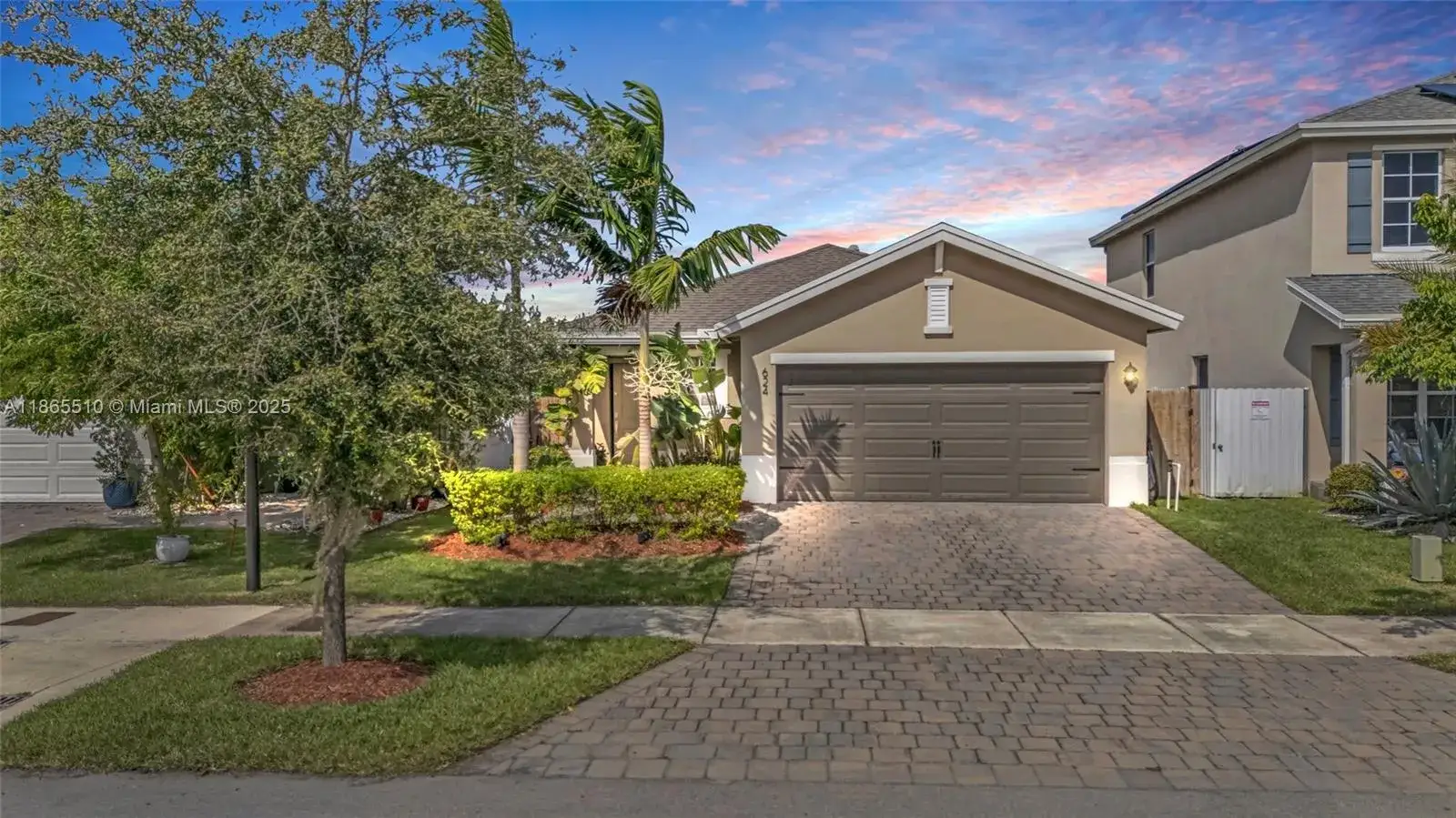 3 bedroom 2 bath Residential for sale at 624 NE 5th Way, Florida City FL 33034