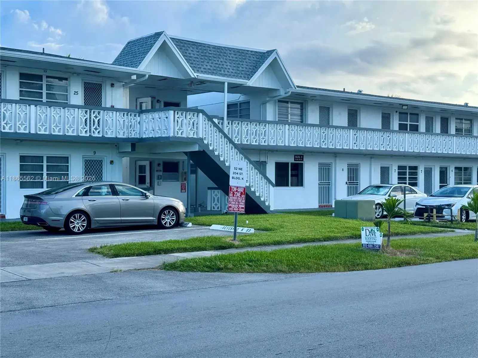 1 bedroom 1 bath Residential for sale at 52 NE 204th St # 32, Miami Gardens FL 33179