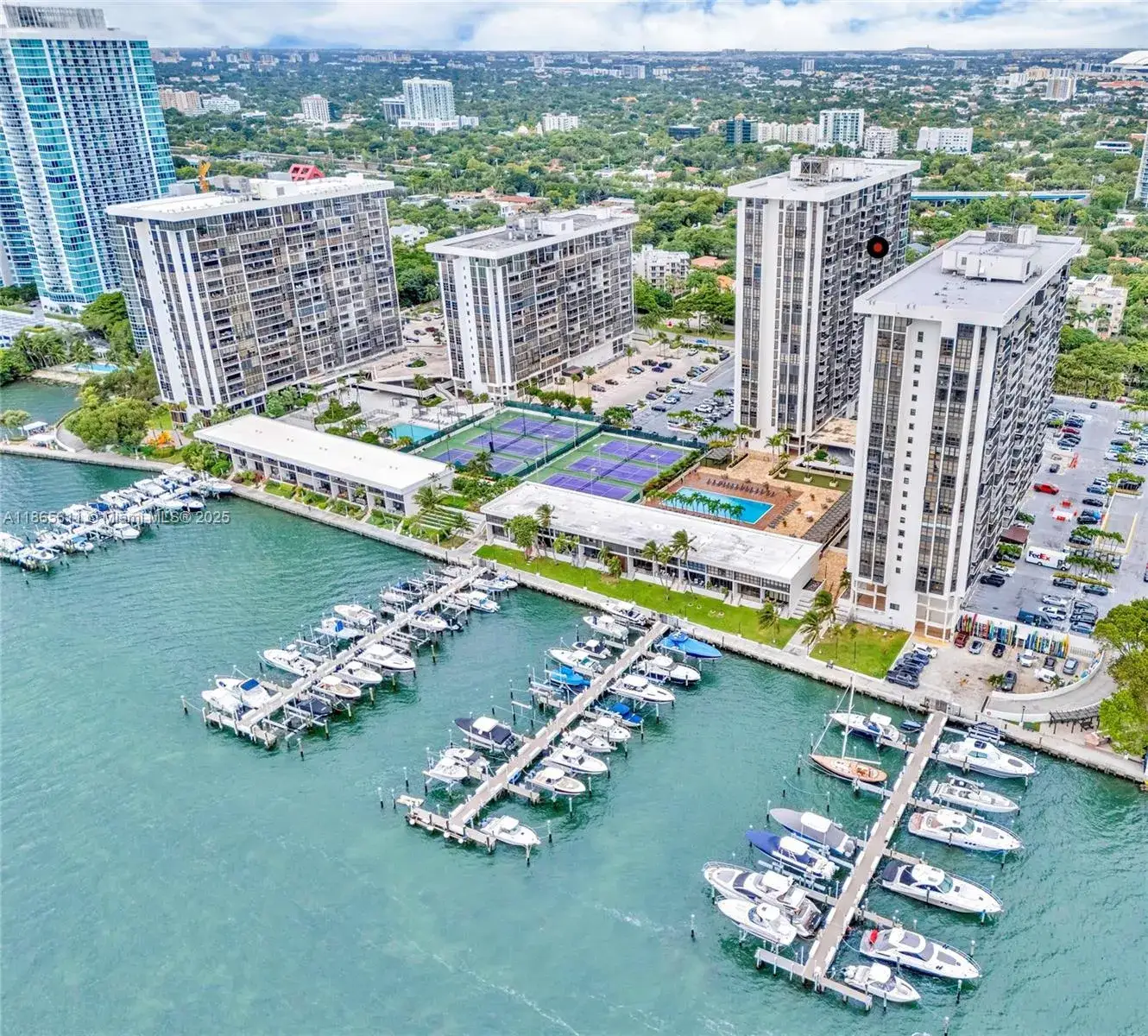 2 bedroom 2 bath Residential for sale at 1901 Brickell Ave # B1912, Miami FL 33129