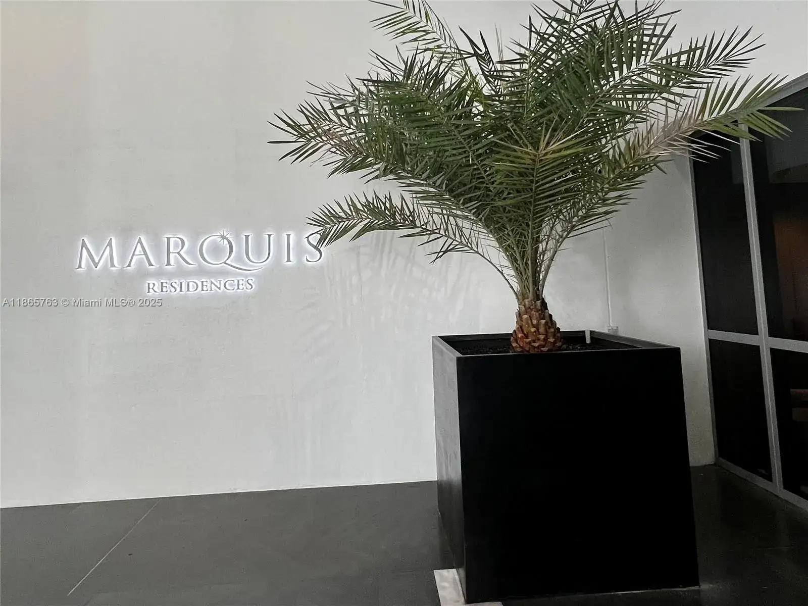 2 bedroom 2 bath Residential for sale at 1100 Biscayne Blvd # 1706, Miami FL 33132