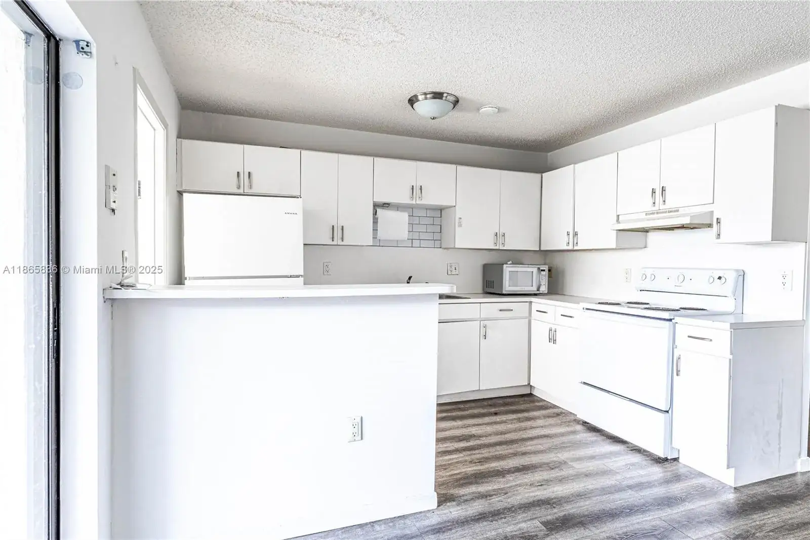 2 bedroom 2 bath Residential Lease for rent at 10350 SW 220th St # 254, Cutler Bay FL 33190