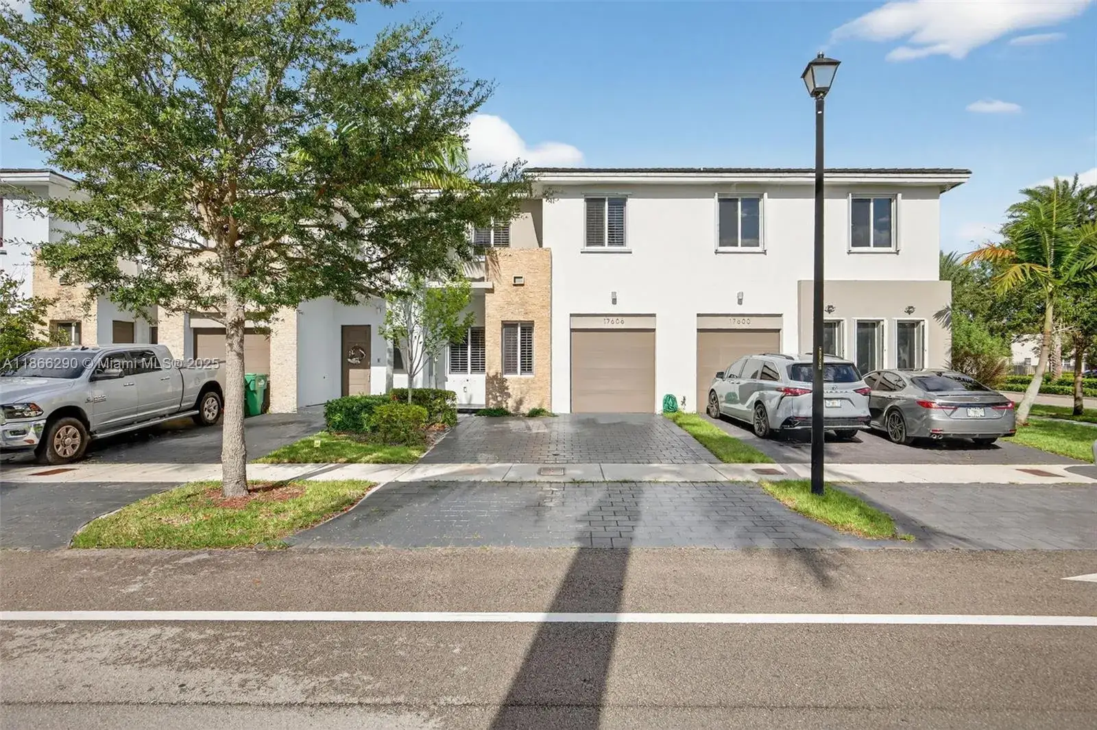 4 bedroom 3 bath Residential Lease for rent at 17606 SW 149th Pl # 17606, Miami FL 33187