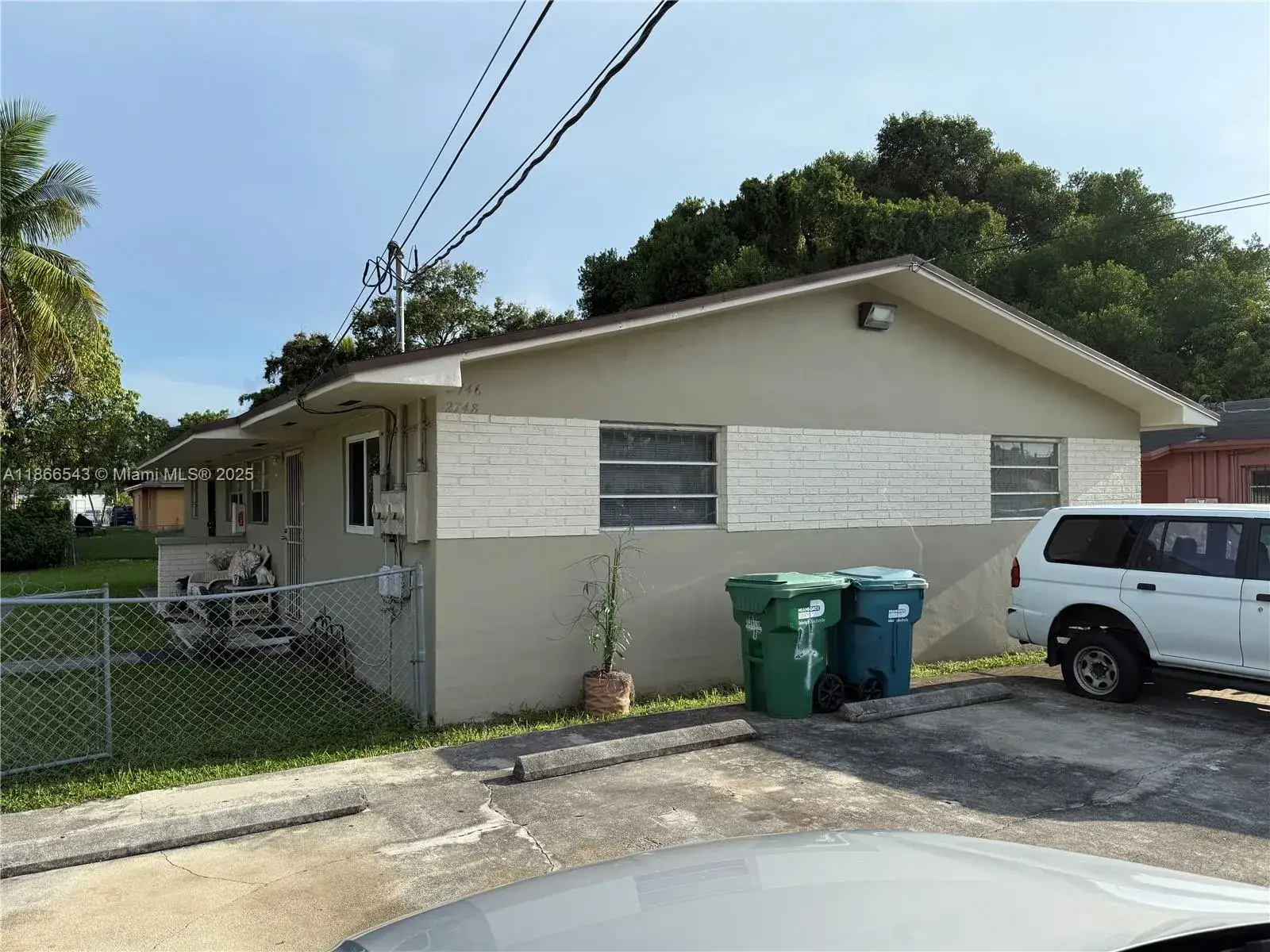 2 bedroom 1 bath Residential Lease for rent at 2742 NW 49th St # 2746, Miami FL 33142